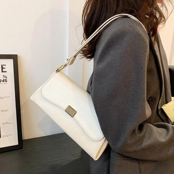 Vintage Small Cream Shoulder Bag for Women Zipper Closure and Classic Design - Picture 3 of 7